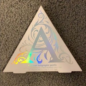 UNUSED Kat Von D Alchemist Holographic Palette